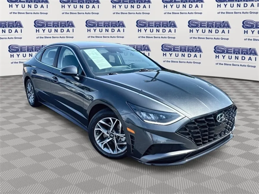 2022 Hyundai Sonata SEL photo 1
