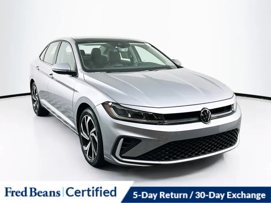 2025 Volkswagen Jetta 1.5T SEL photo 1