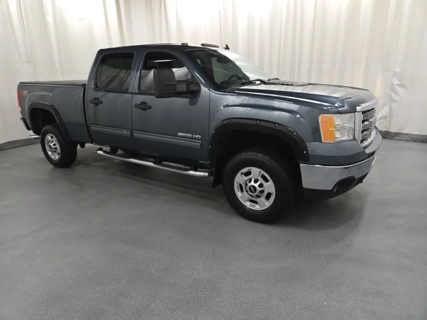 2013 Gmc Sierra SLE photo 1