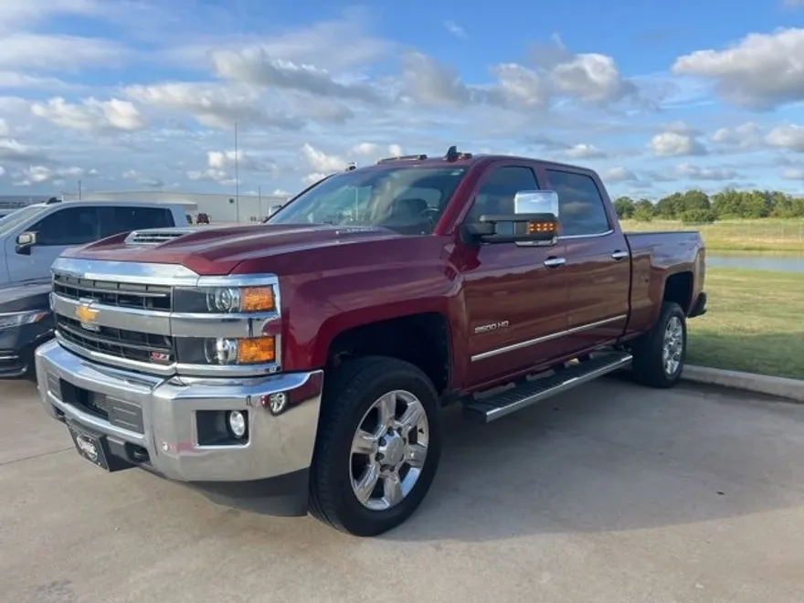 2019 Chevrolet Silverado 2500HD LTZ photo 1