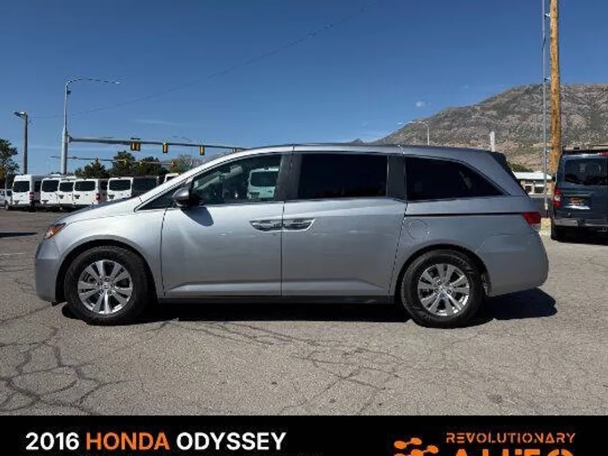 2016 Honda Odyssey EX-L photo 1