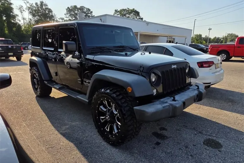2016 Jeep Wrangler Unlimited Sport photo 1