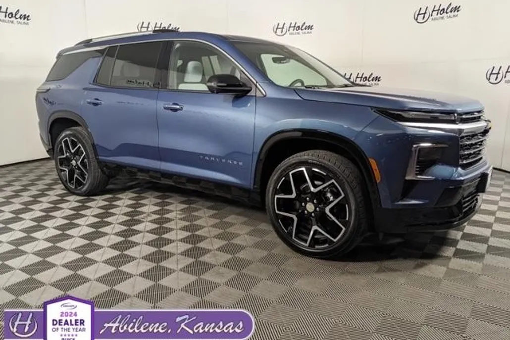 2026 Chevrolet Traverse High Country photo 1