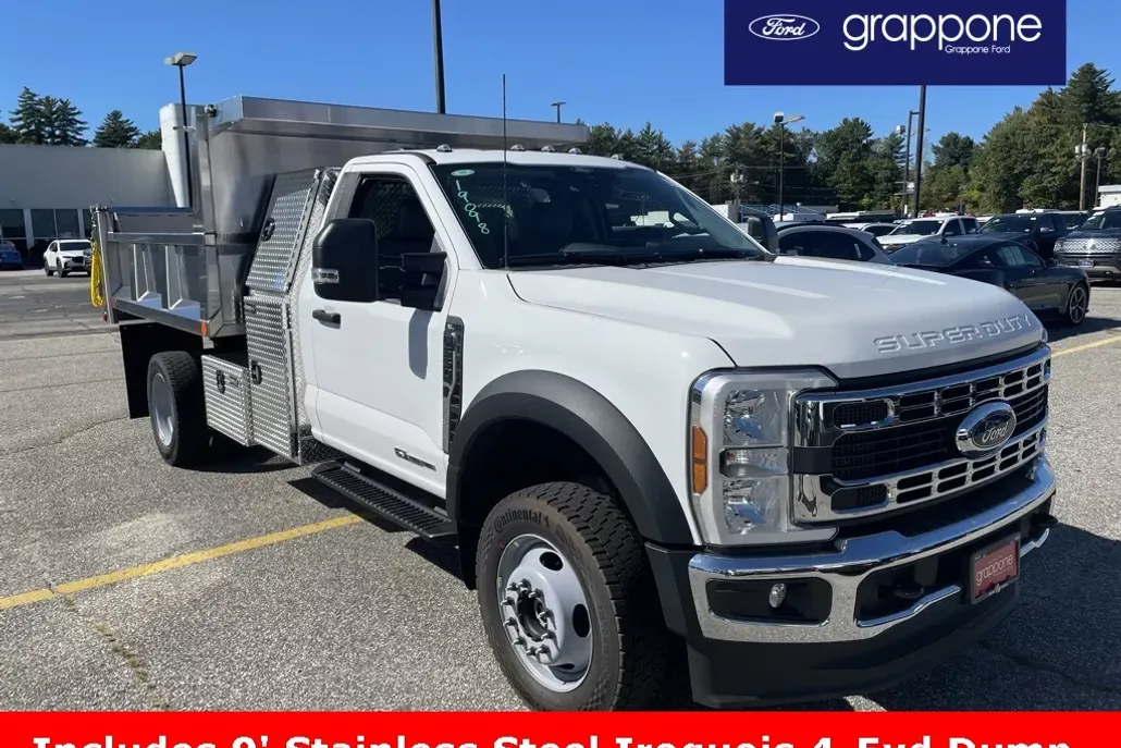 2025 Ford F-550 photo 1