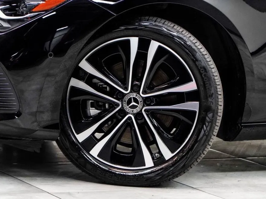 2025 Mercedes Benz CLA 250 photo 1