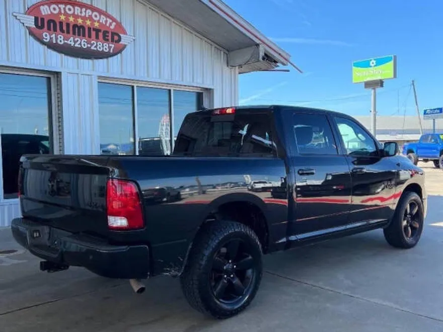 2018 Ram 1500 SLT photo 1