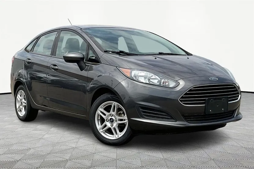 2019 Ford Fiesta SE photo 1