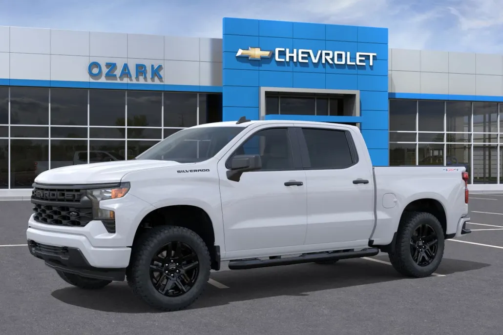 2026 Chevrolet Silverado 1500 Custom photo 1