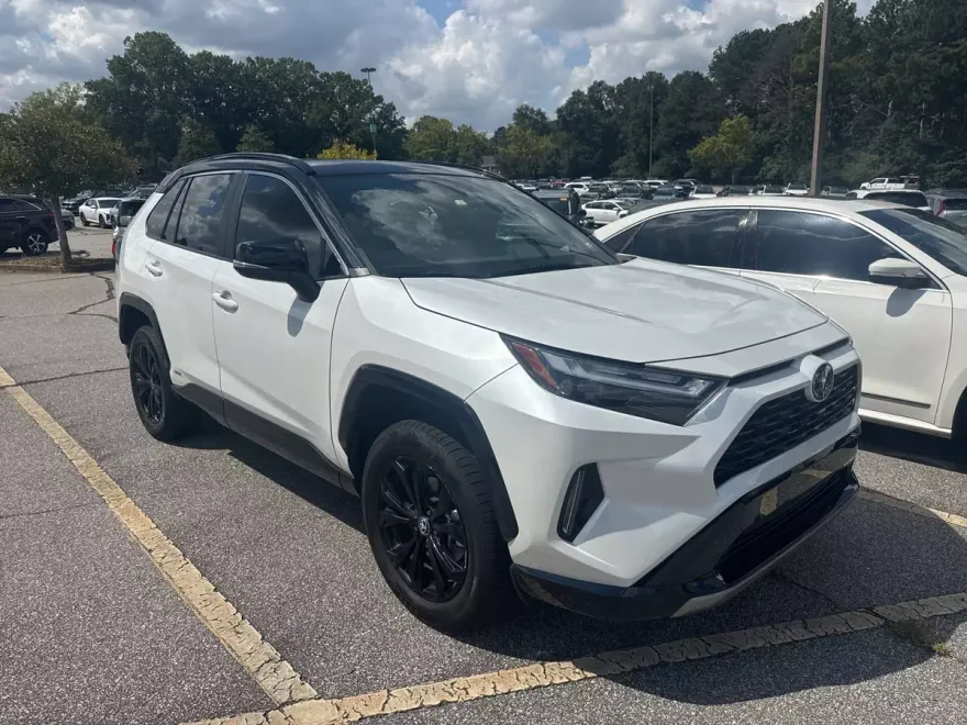 2023 Toyota RAV4 Hybrid XSE photo 1