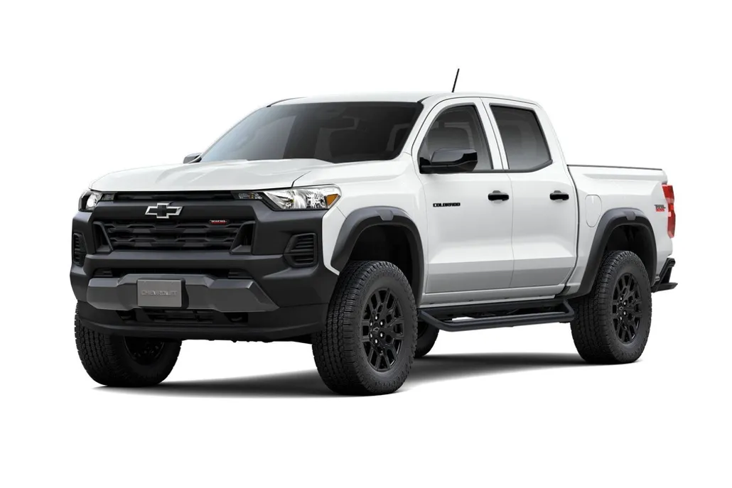2025 Chevrolet Colorado Trail Boss photo 1