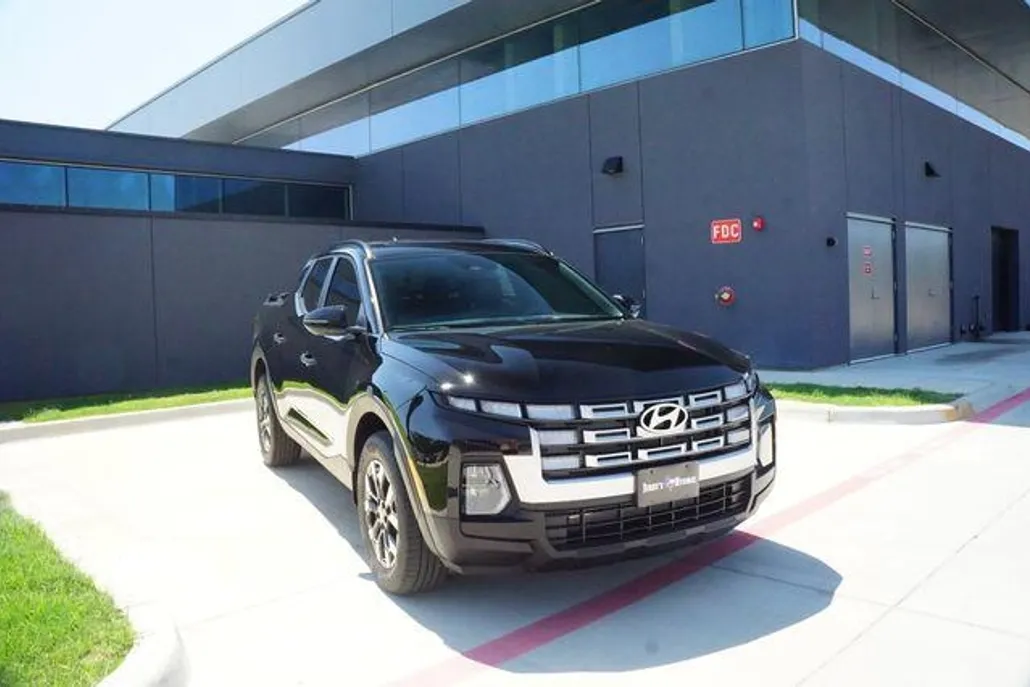2026 Hyundai Santa Cruz SEL Activity photo 1