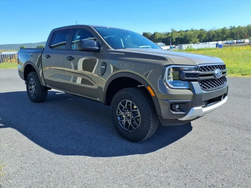 2025 Ford Ranger XLT photo 1