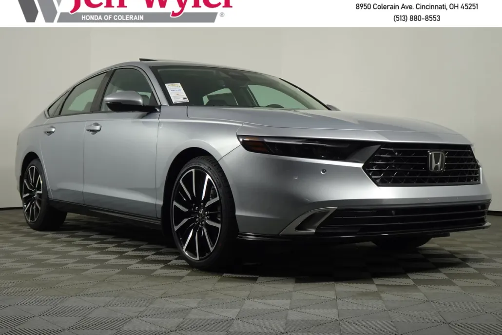 2025 Honda Accord Hybrid Touring photo 1
