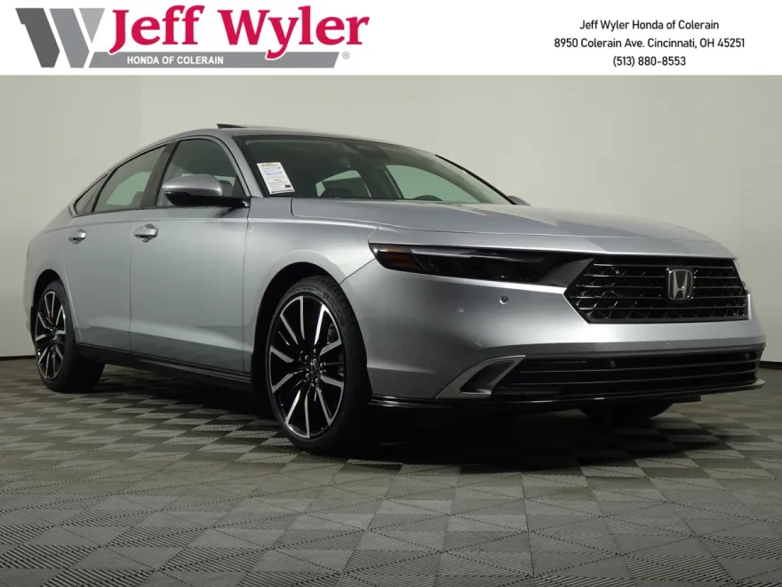 2025 Honda Accord Hybrid Touring photo 1