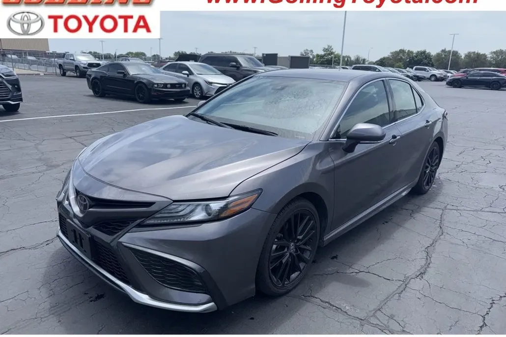 2023 Toyota Camry XSE photo 1