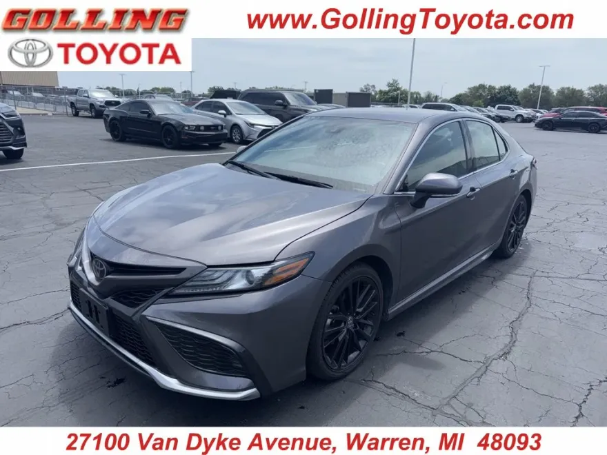 2023 Toyota Camry XSE photo 1