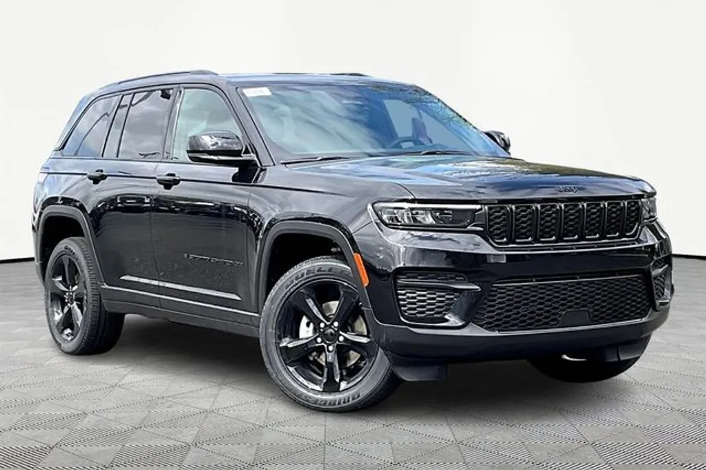 2025 Jeep Grand Cherokee Altitude X photo 1