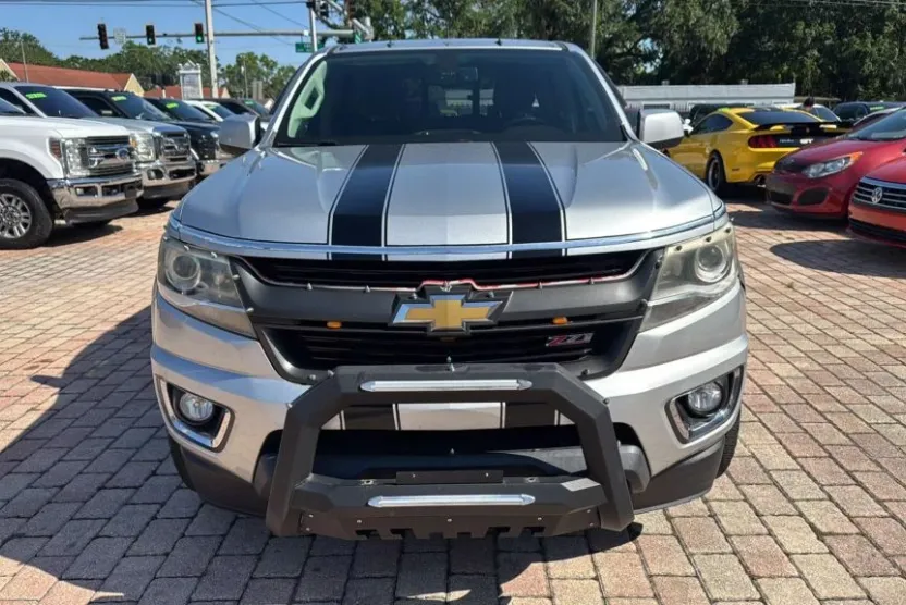 2017 Chevrolet Colorado Z71 photo 1
