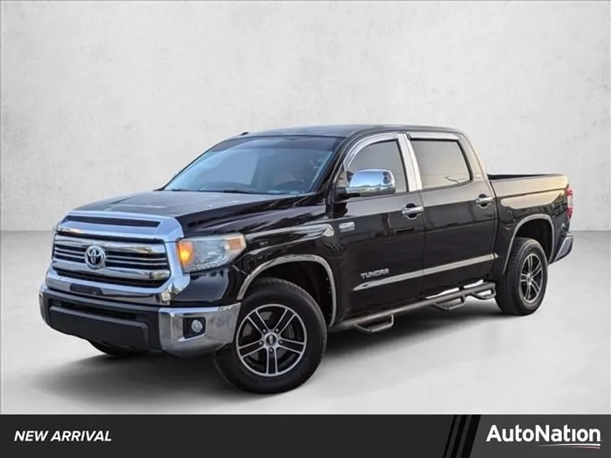 2016 Toyota Tundra SR5 photo 1