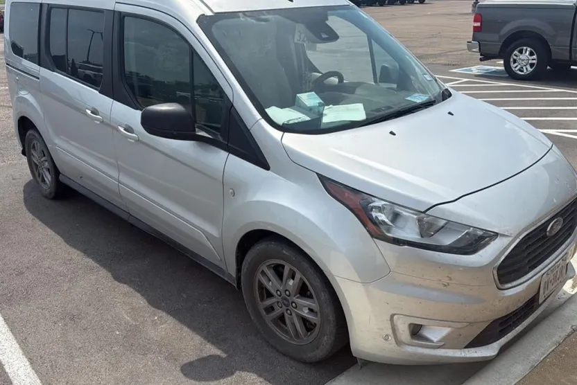 2022 Ford Transit XLT photo 1