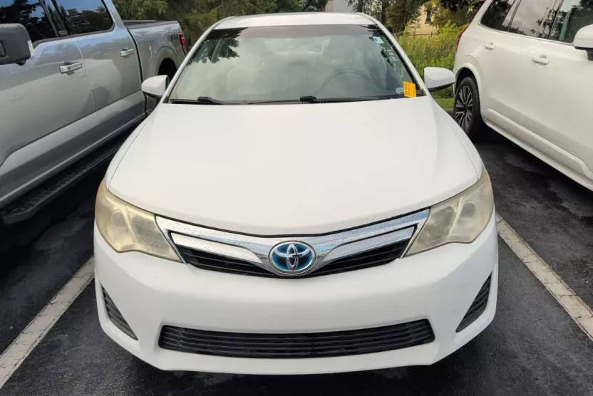 2013 Toyota Camry Hybrid photo 1