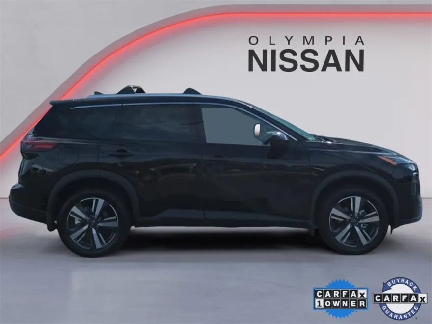 2024 Nissan Rogue SL photo 1