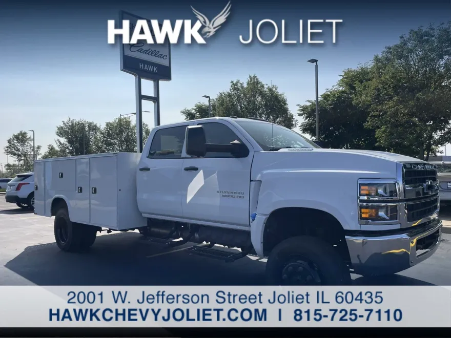 2024 Chevrolet Silverado 5500HD Work Truck photo 1