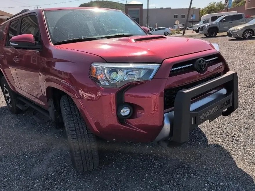 2022 Toyota 4Runner TRD Off-Road Premium photo 1