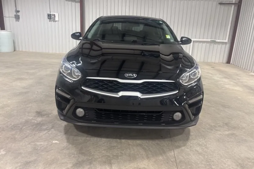 2021 Kia Forte LXS photo 1