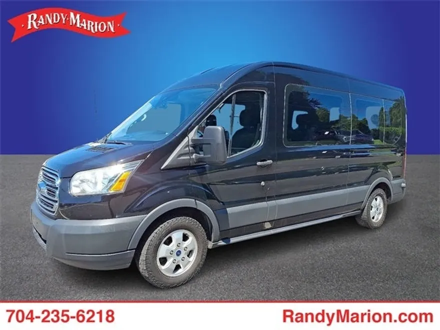 2017 Ford Transit photo 1
