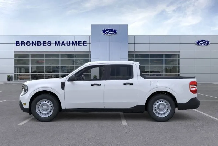2025 Ford Maverick XL photo 1