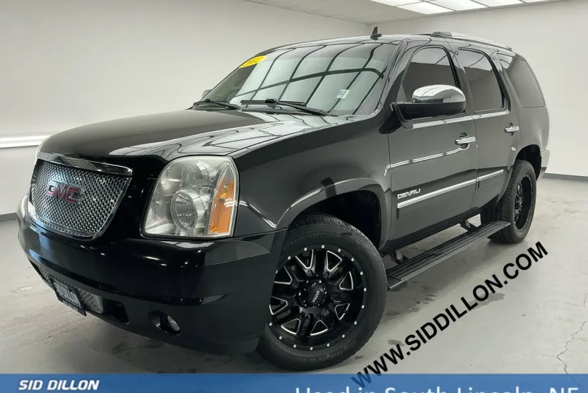 2012 Gmc Yukon Denali photo 1