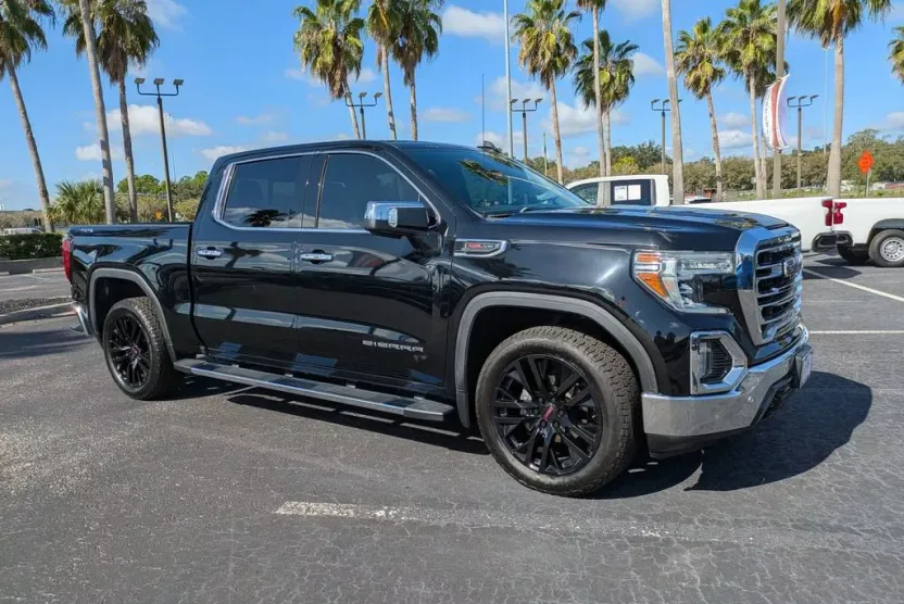 2020 Gmc Sierra 1500 SLT photo 1