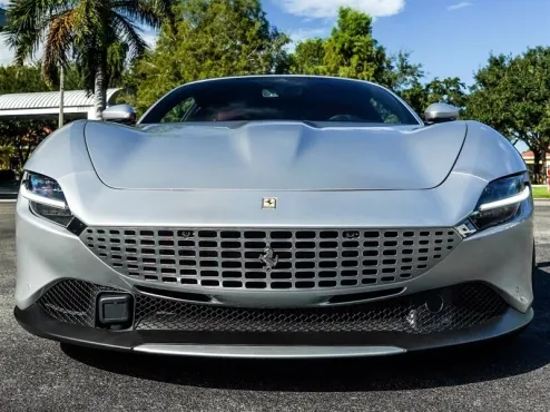 2021 Ferrari Roma photo 4