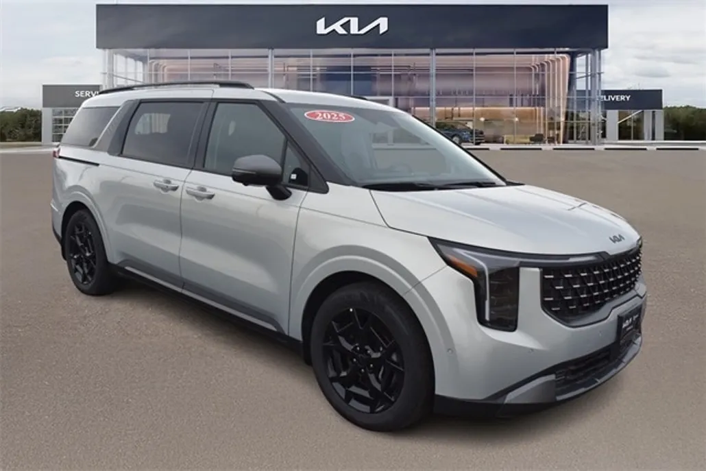 2025 Kia Carnival SX Prestige photo 1