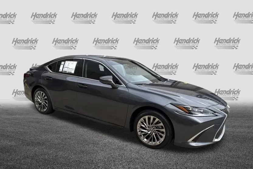 2025 Lexus ES 300h Ultra Luxury photo 1