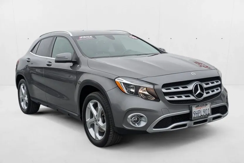 2019 Mercedes Benz GLA 250 photo 1