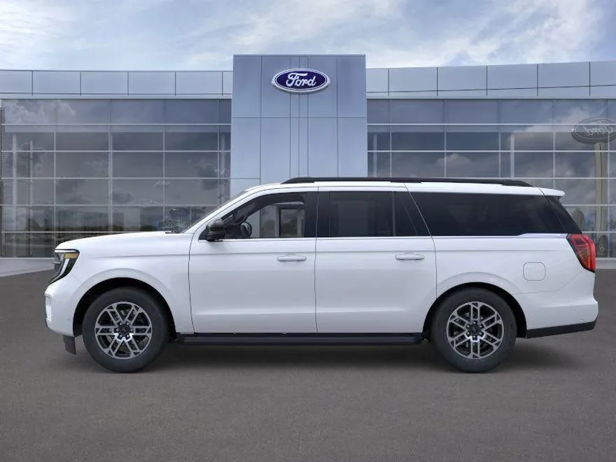 2025 Ford Expedition MAX photo 1