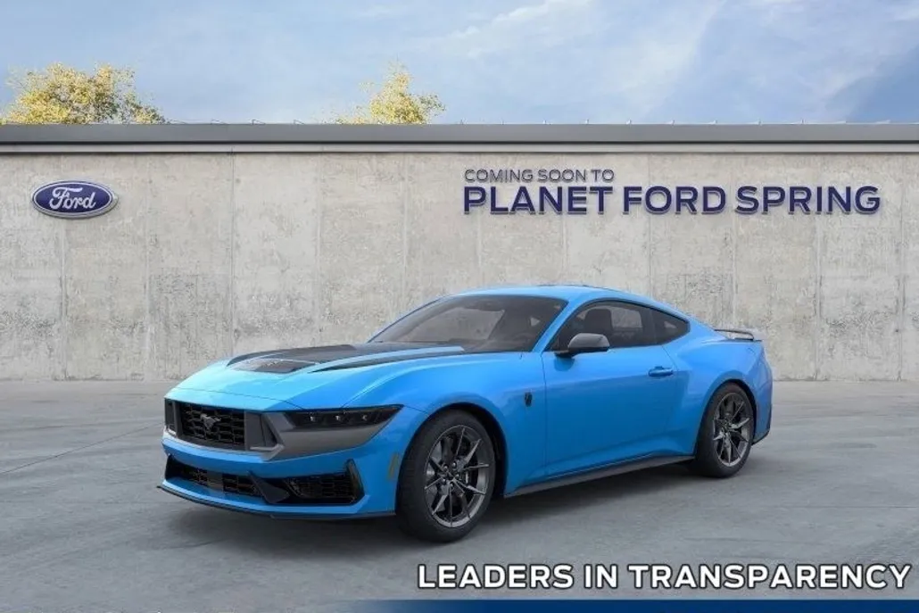 2025 Ford Mustang photo 1