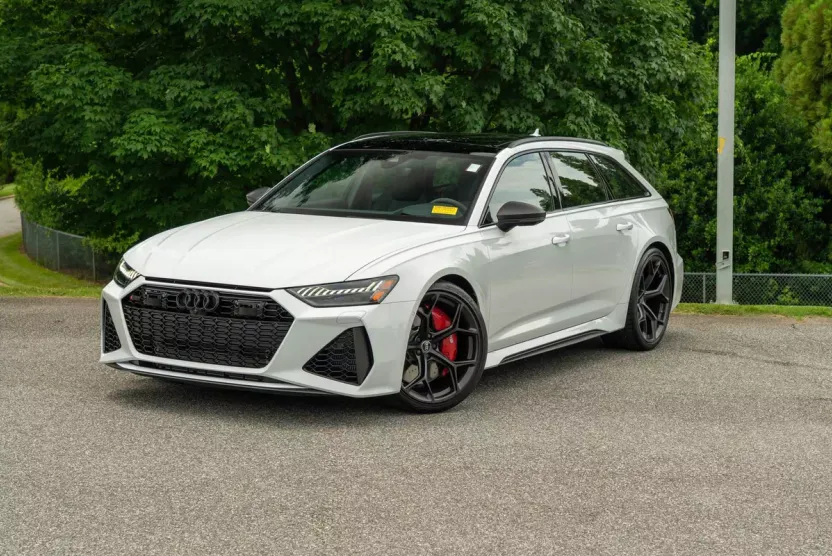 2024 Audi RS 6 Avant Performance photo 1