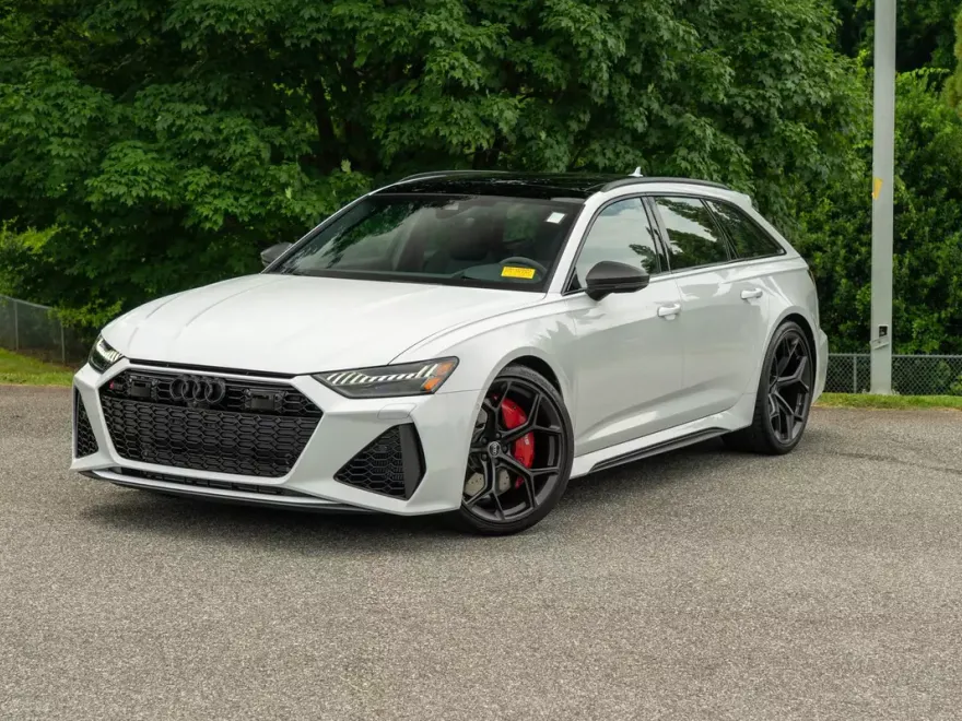 2024 Audi RS 6 Avant Performance photo 1