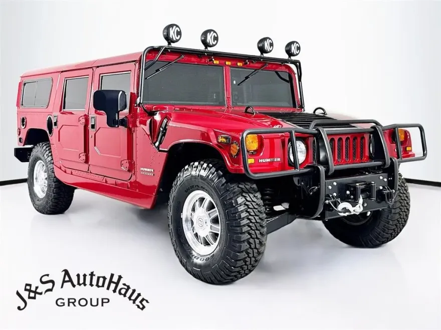 2001 Hummer H1 1 1/4 ton photo 1