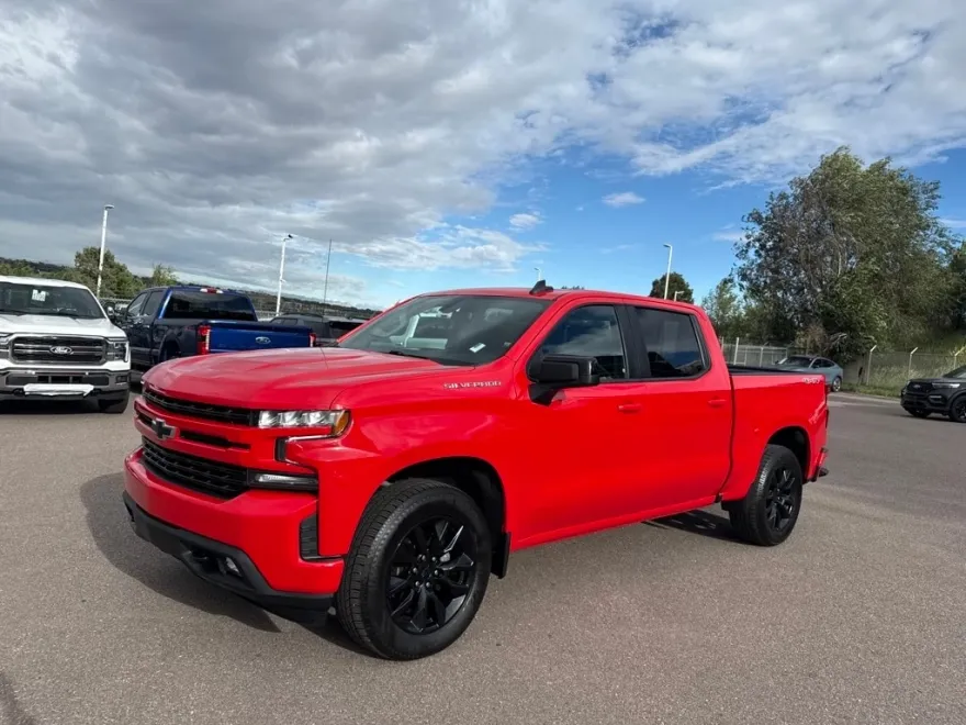 2021 Chevrolet Silverado 1500 RST photo 1