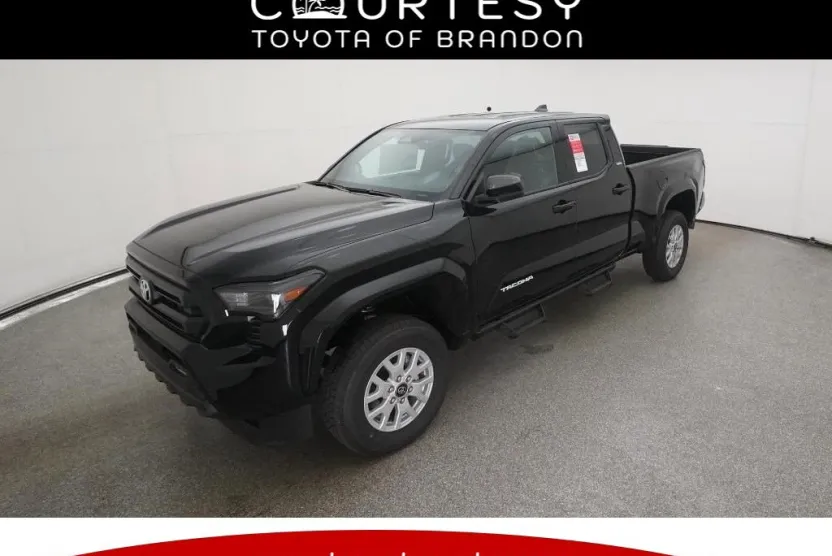 2025 Toyota Tacoma SR5 photo 1