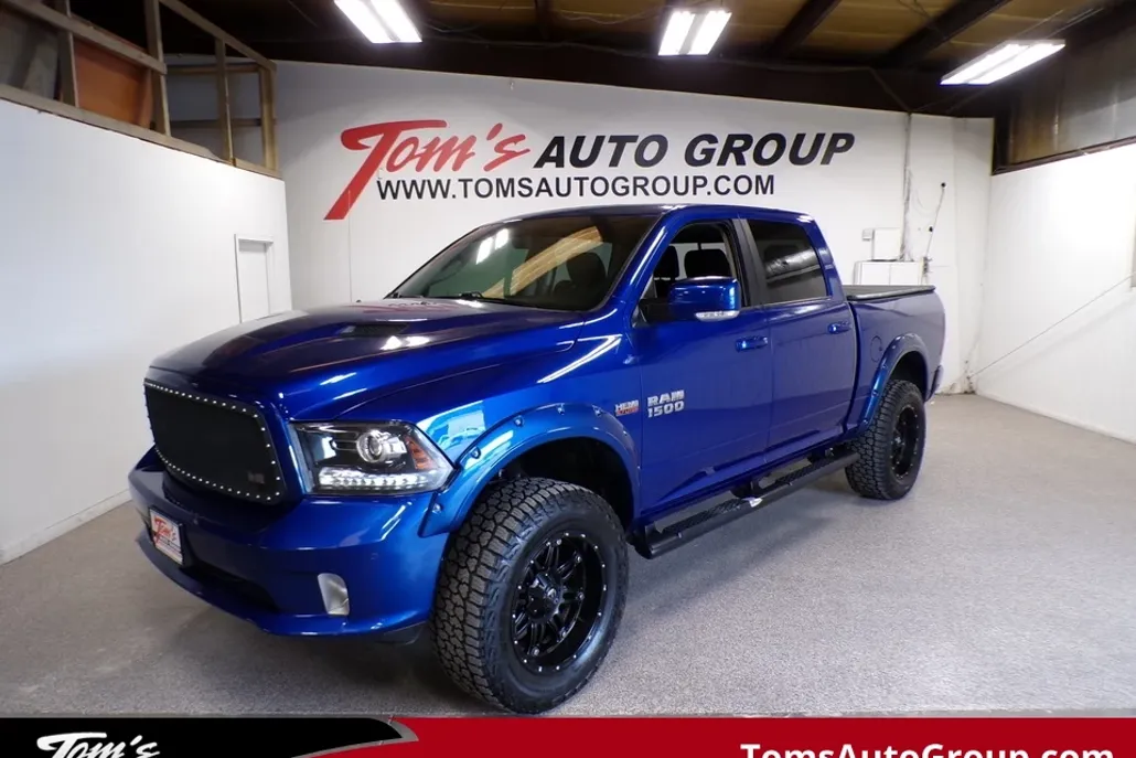 2017 Ram 1500 Sport photo 1