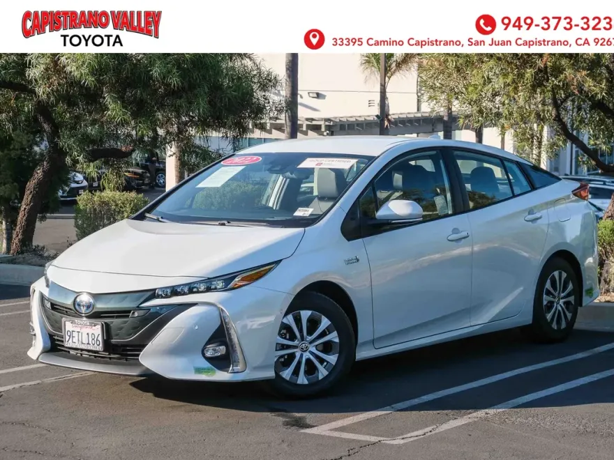 2022 Toyota Prius Prime Limited photo 1