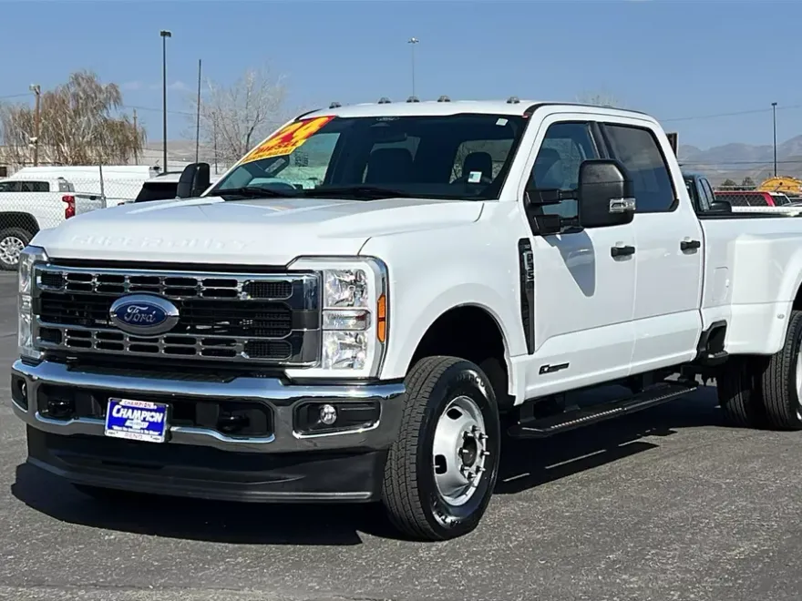 2024 Ford F-350 XLT photo 1