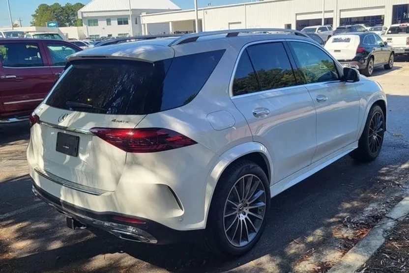 2025 Mercedes Benz GLE 450 4MATIC photo 1
