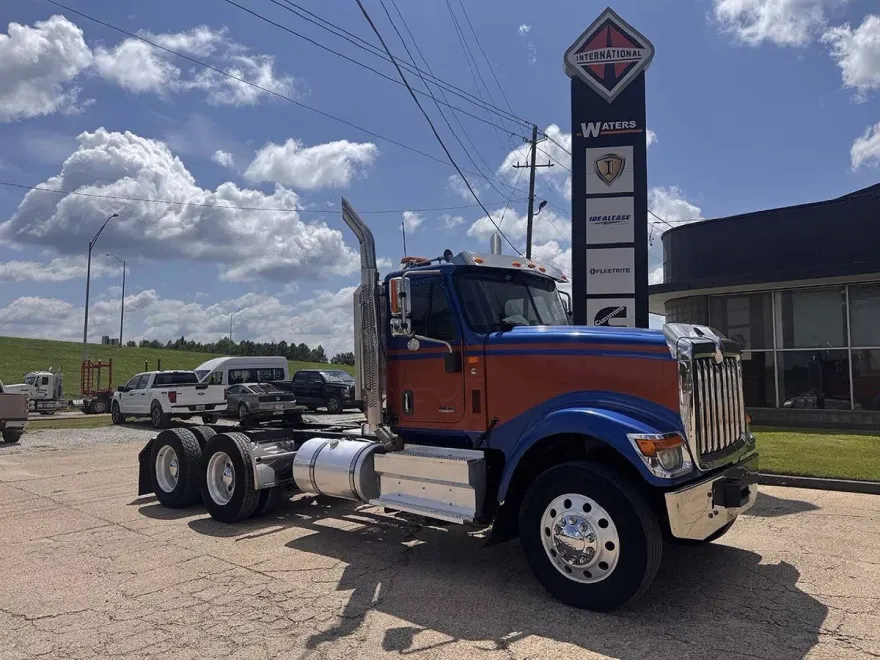 2020 International HX520 HX photo 1