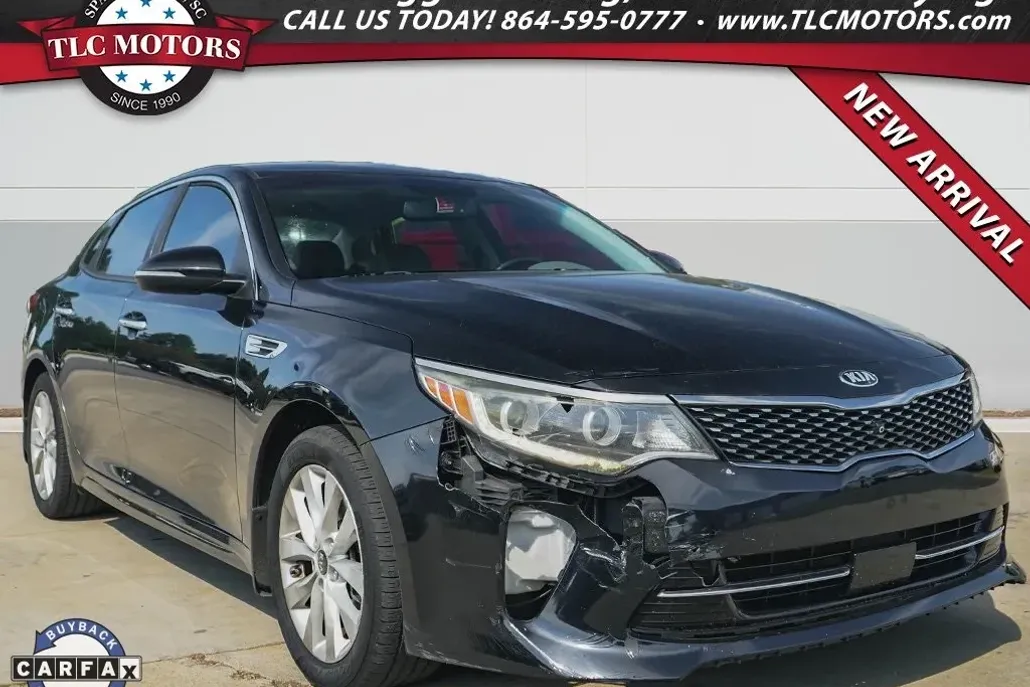 2016 Kia Optima EX photo 1